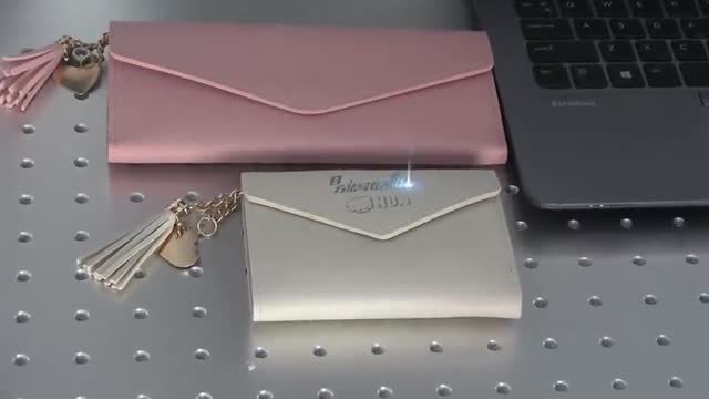 皮革