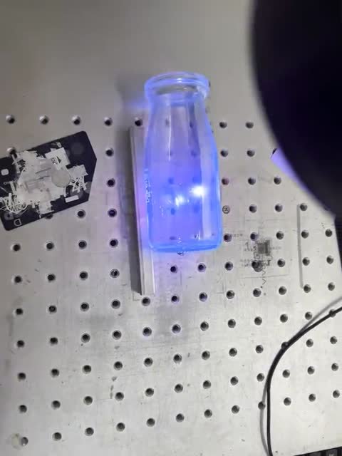 玻璃