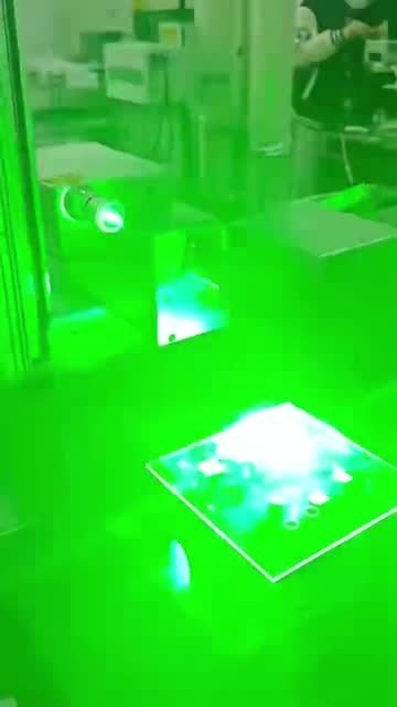玻璃